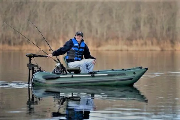 3 Best Fishing Pontoon Boats 2 jpg